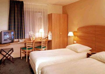Hotel Campanile 3*